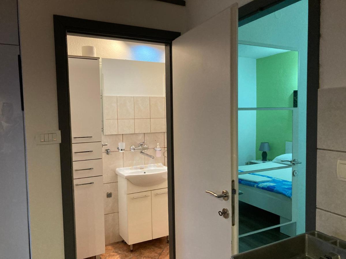 سبليت Jale Apartment المظهر الخارجي الصورة